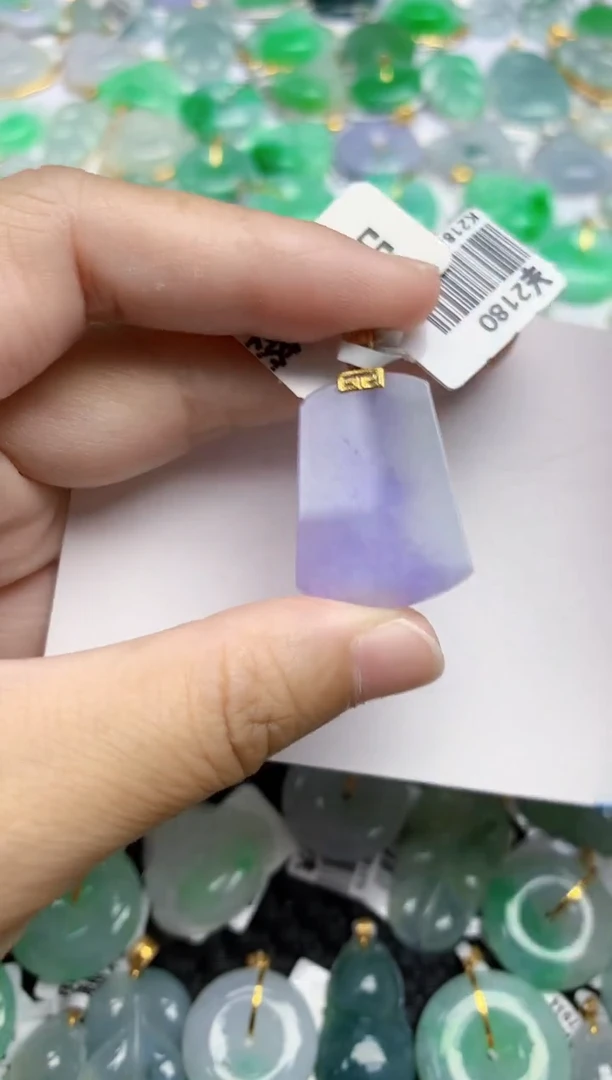 翡翠18K金镶嵌颈饰天然翡翠A货