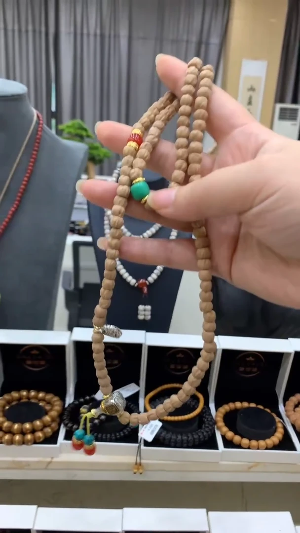无事牌非洲檀香百香籽脖挂