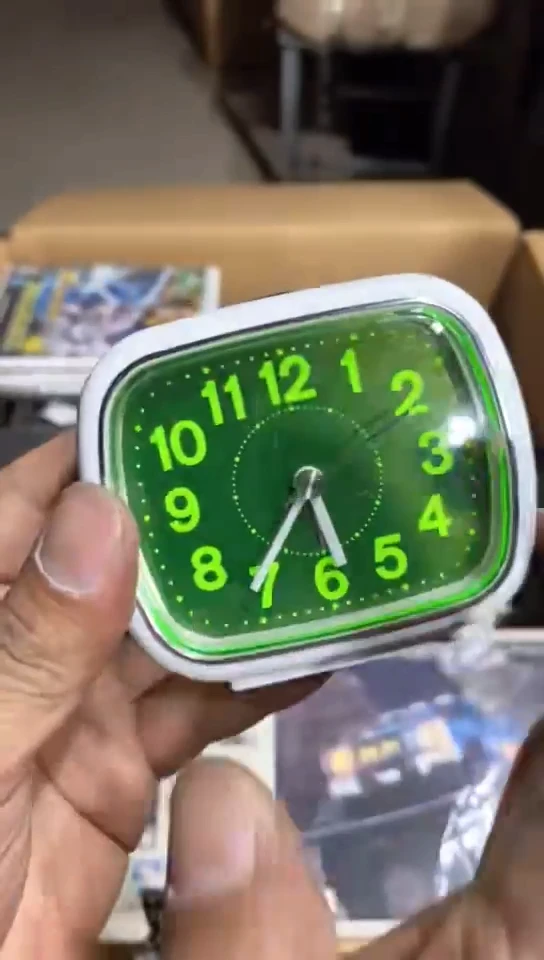 8新中古商品，瑕疵品，不保好坏。188
