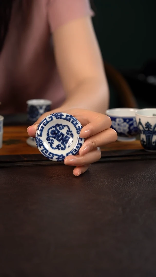 研山琢器福寿曲奇盖置