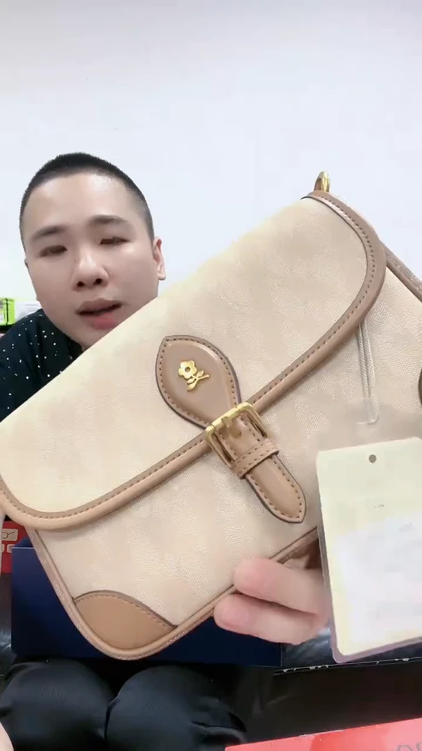 2025624【011】法棍包包