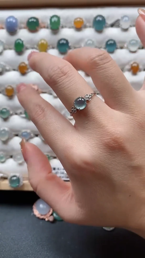 【闪购商品】翡翠戒指银S925镶嵌一物一证一礼盒