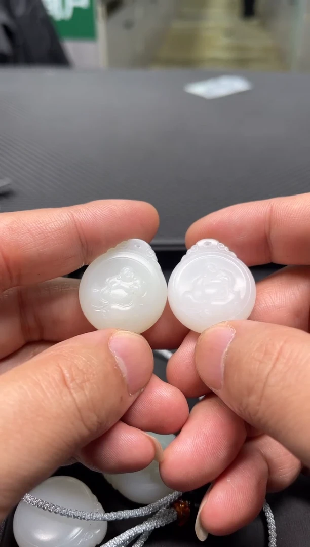 【闪购商品】和田玉挂件未镶嵌多样性发1件