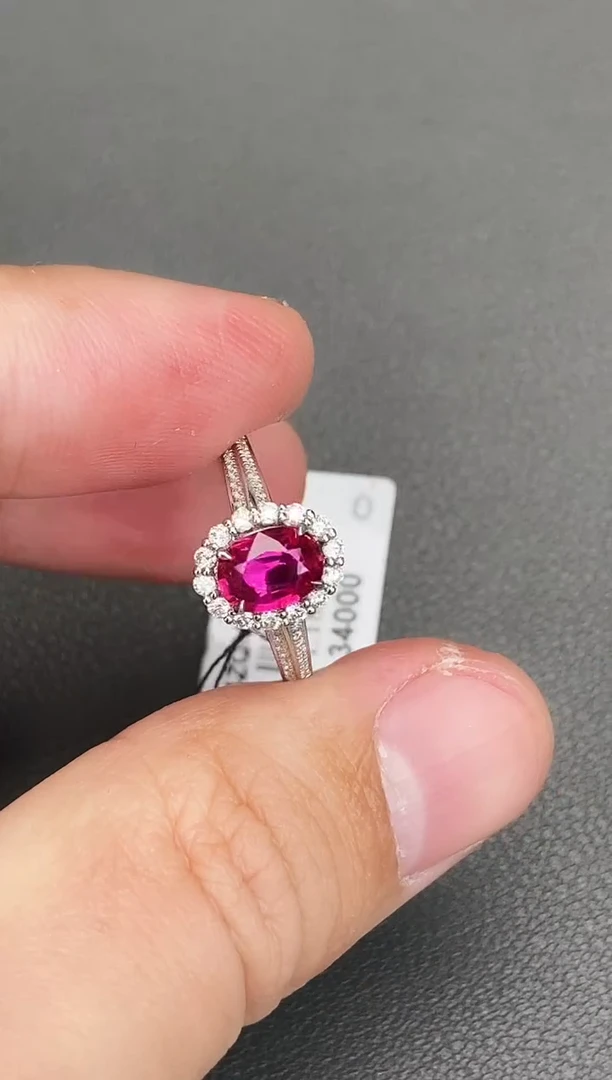 18K金镶嵌戒指红宝石1.06ct/无烧鸽血红/AIGS