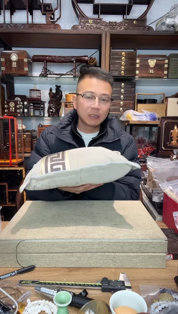 乌木类书架3008 黄花梨木粉长方枕