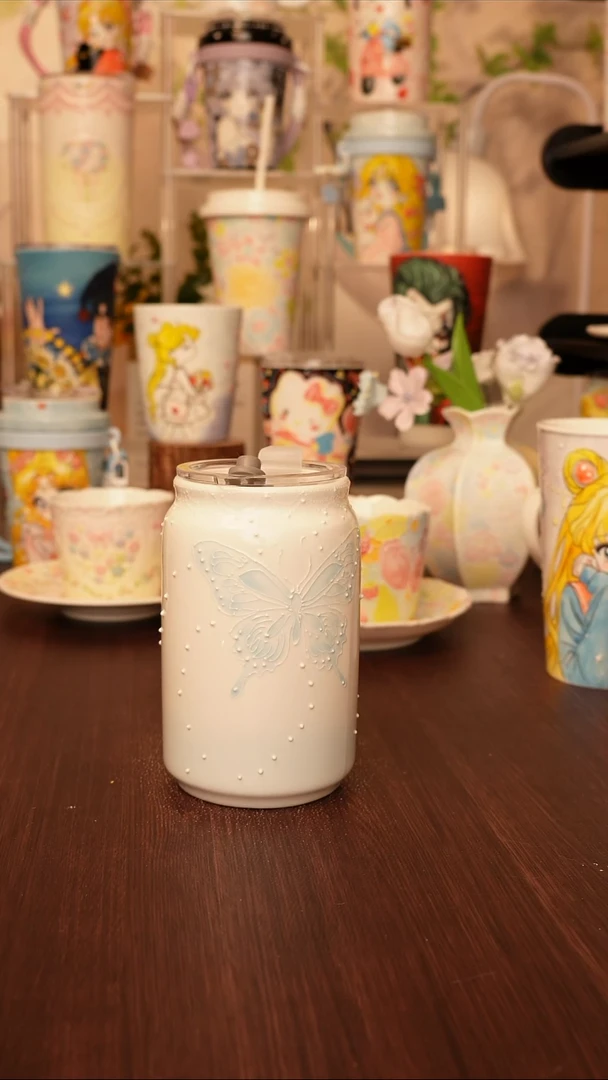 陶景德镇手绘的杯子