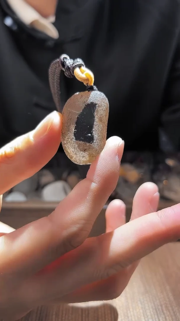 未镶嵌吊坠(赠链)水晶水晶