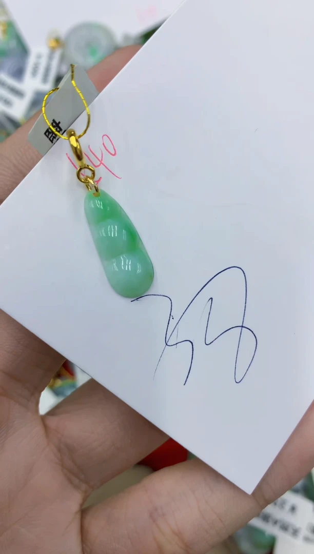 颈饰未镶嵌翡翠111111111111