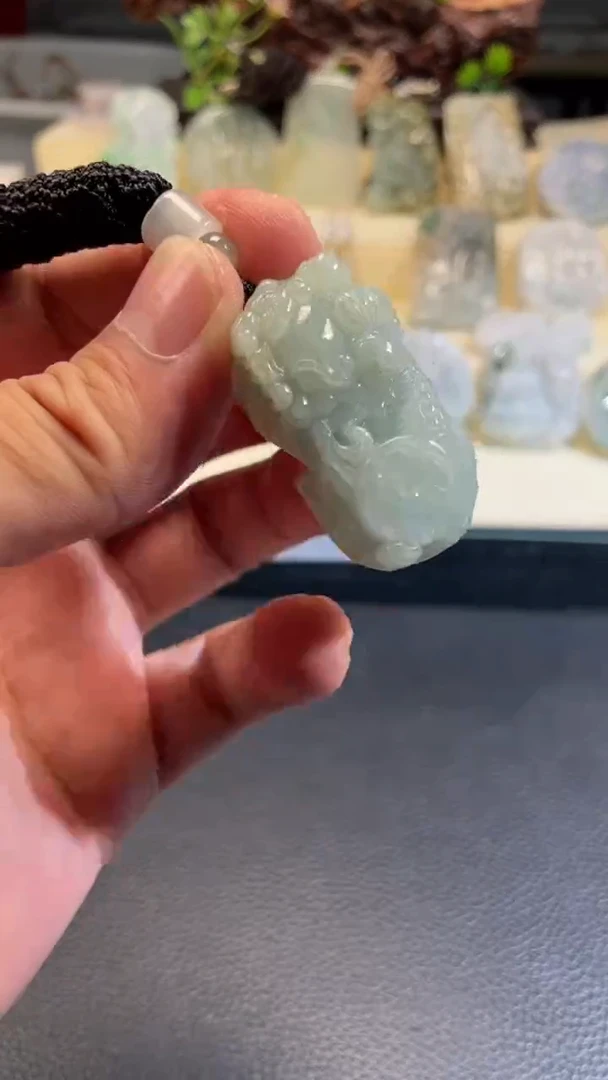 颈饰未镶嵌翡翠8/25/021