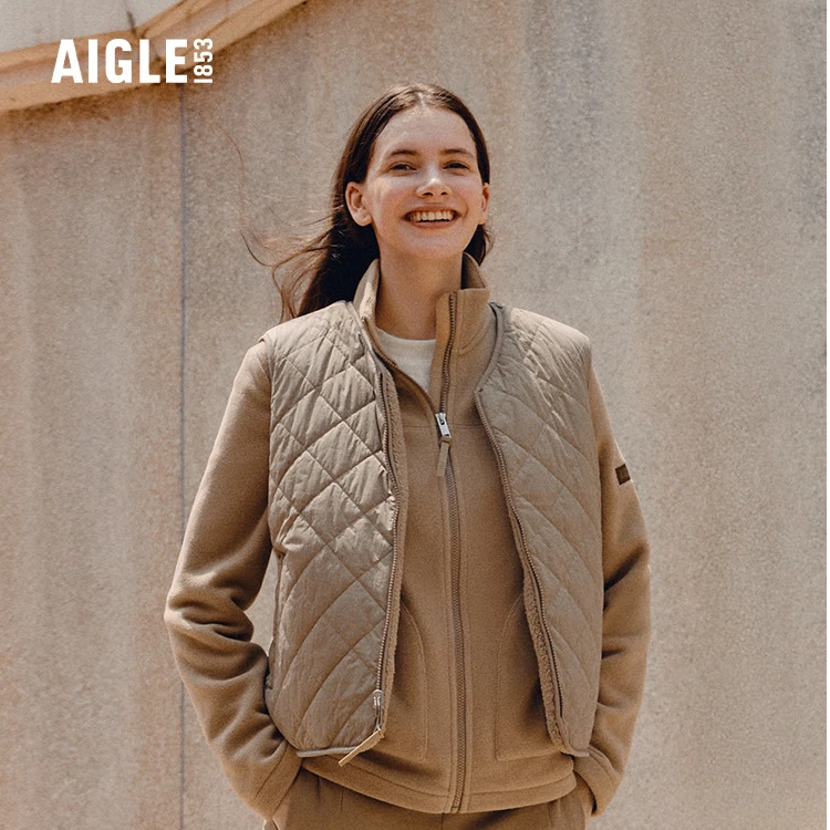 【25年秋季新品】AIGLE艾高女士外套户外保暖百搭双面马甲BL47