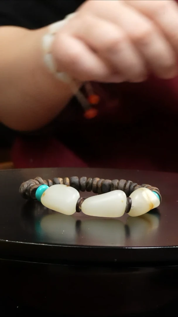 【闪购商品】和田玉手串未镶嵌19.5克和田玉原石