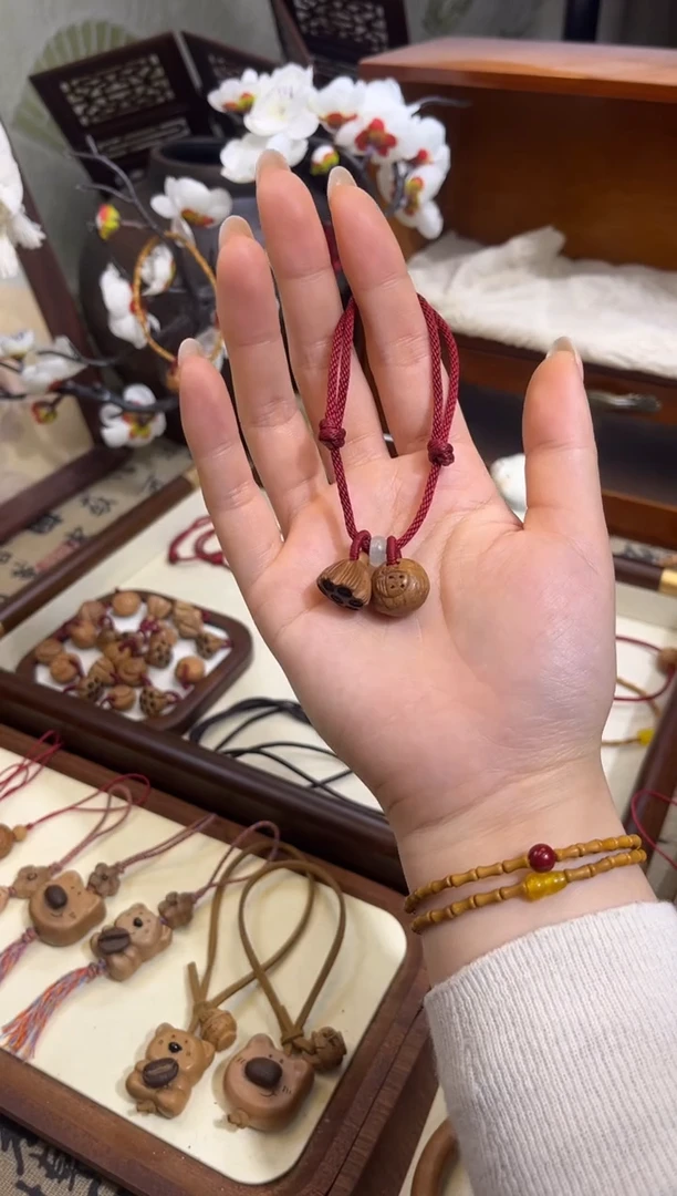 手串桃核【桃缘行】红绳「福气莲莲」桃木桃核辟、挡、驱、护 红绳可调节