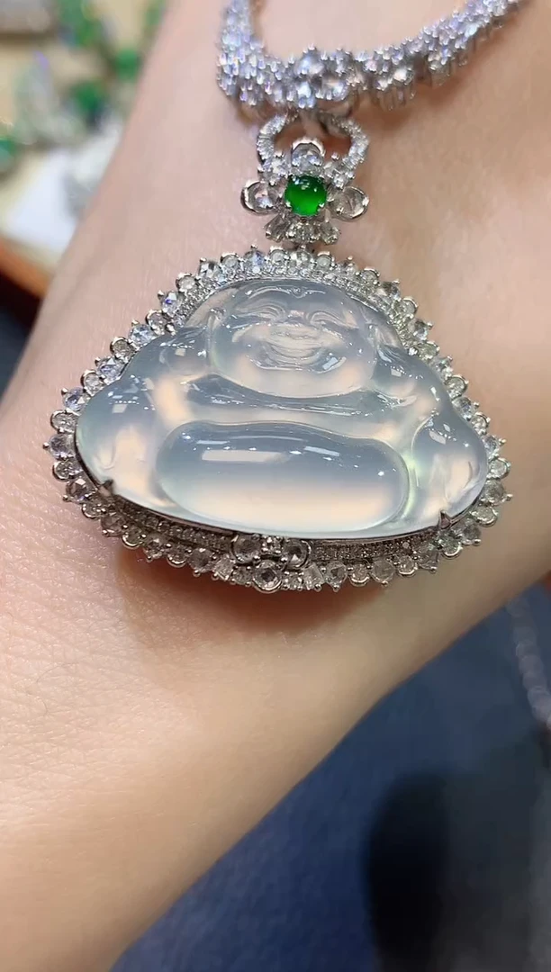 【闪购商品】翡翠吊坠(不含链)18K金镶嵌D41