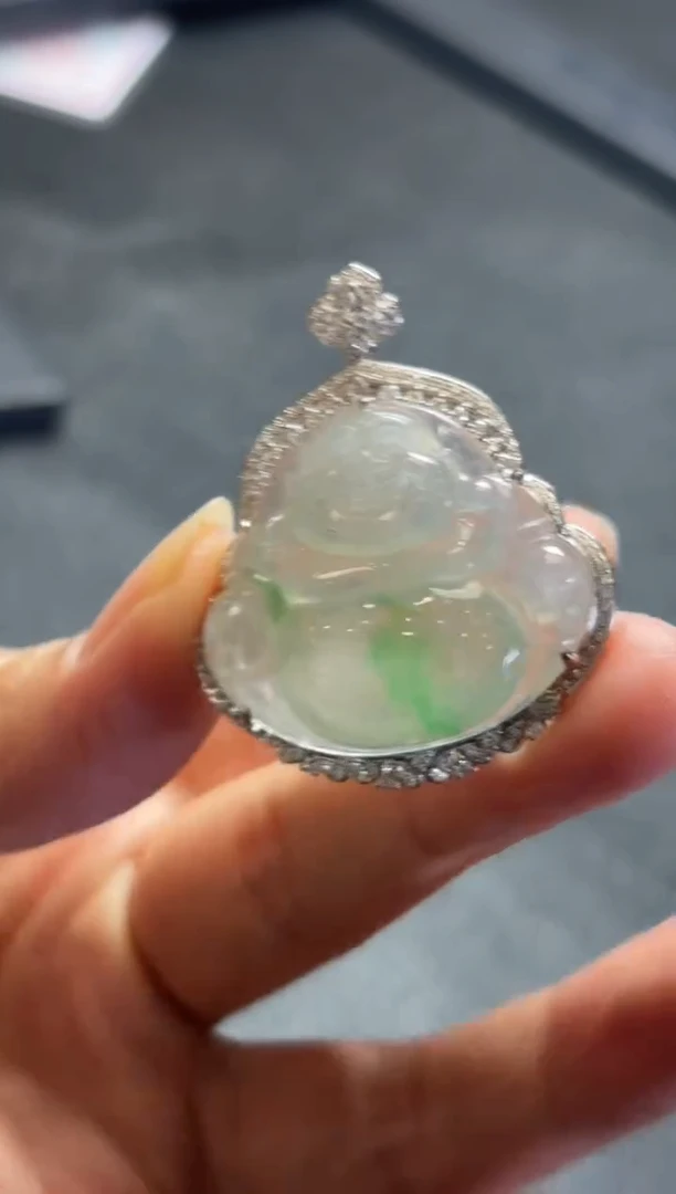 颈饰18K金镶嵌翡翠YM1222-1佛公