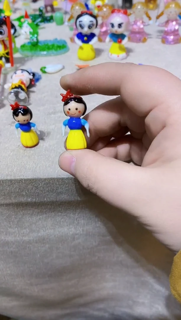 琉璃手工艺品白雪公主