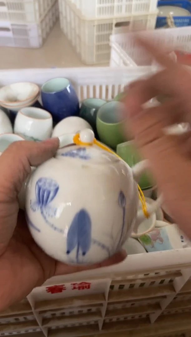 杯无运费险有瑕疵的摄影的产品有使用过的痕迹有点脏介意勿拍