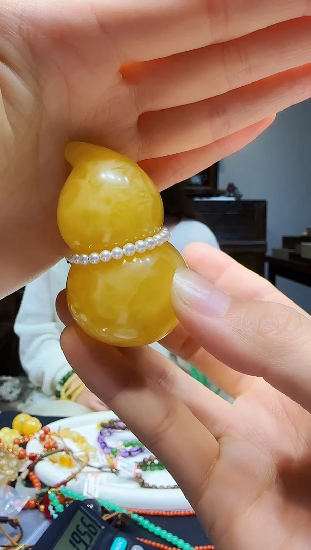 蜜蜡颈饰未镶嵌葫芦