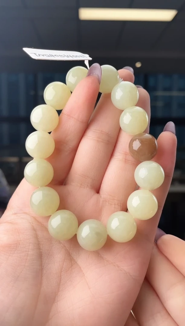 未镶嵌手串和田玉手串 无