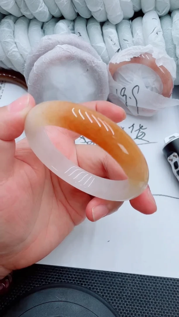 石英质玉手镯未镶嵌E36-58-59