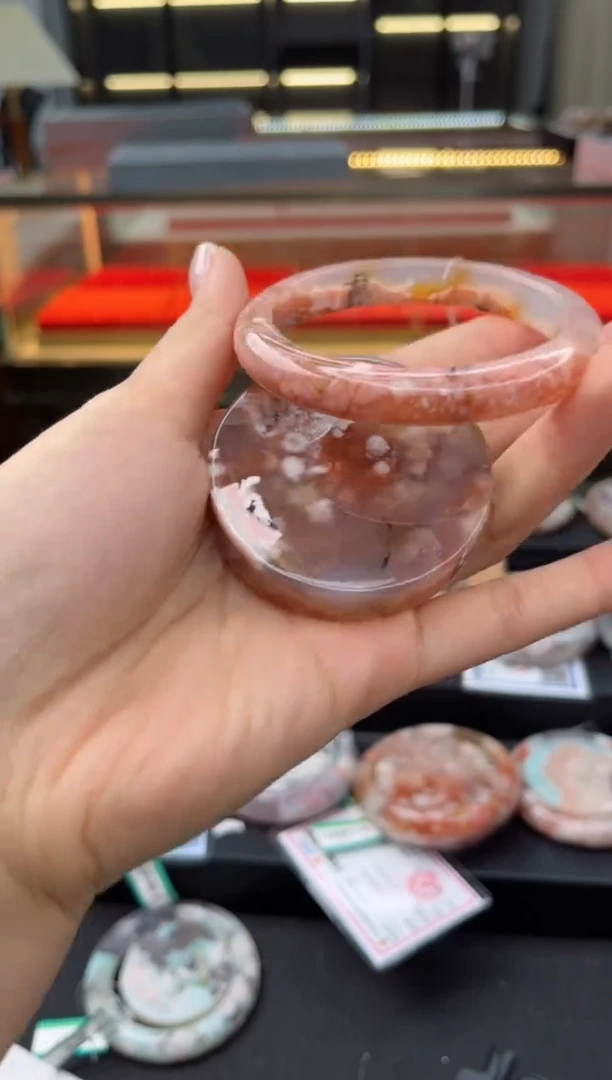 石英质玉手镯未镶嵌57圈口（赠送镯心）6005024