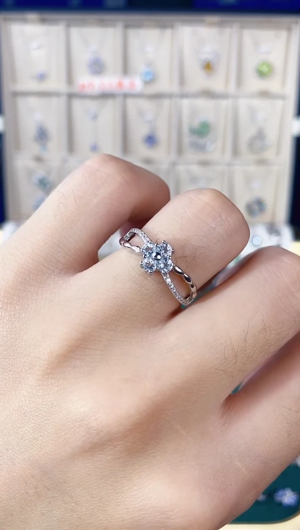 【闪购商品】海蓝宝石戒指银S925镶嵌带证书