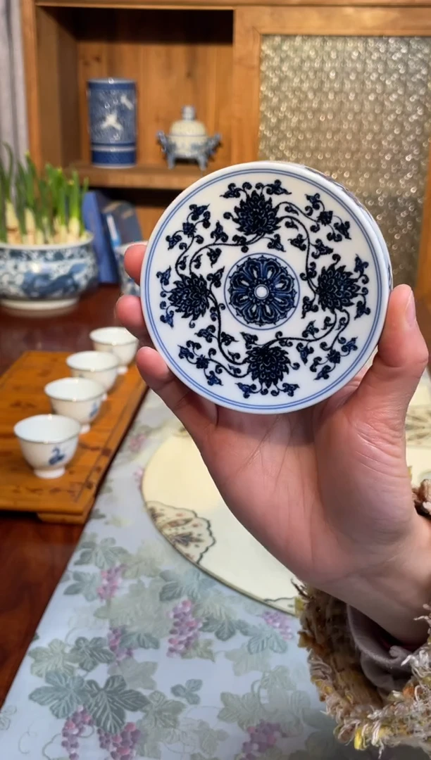 【闪购商品】松风馆缠枝莲纹盖置