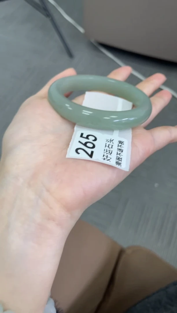 未镶嵌手镯石英质玉265