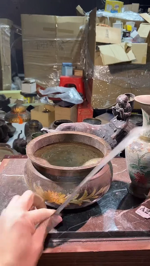 东红中古美术工艺品铜情