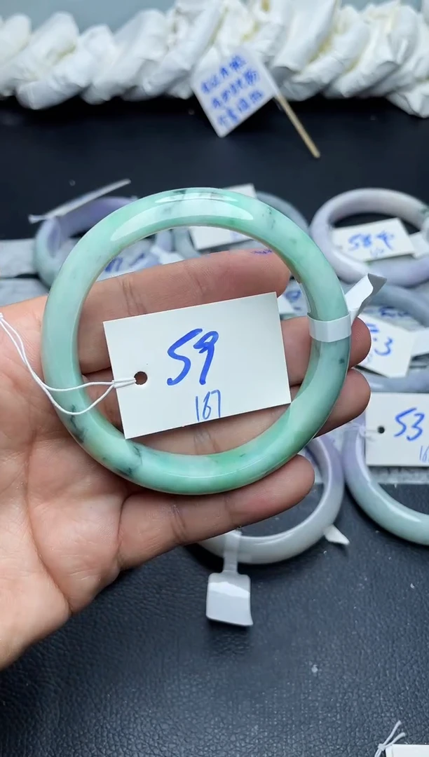 未镶嵌手镯翡翠167