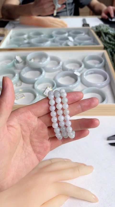 未镶嵌手链翡翠手链
