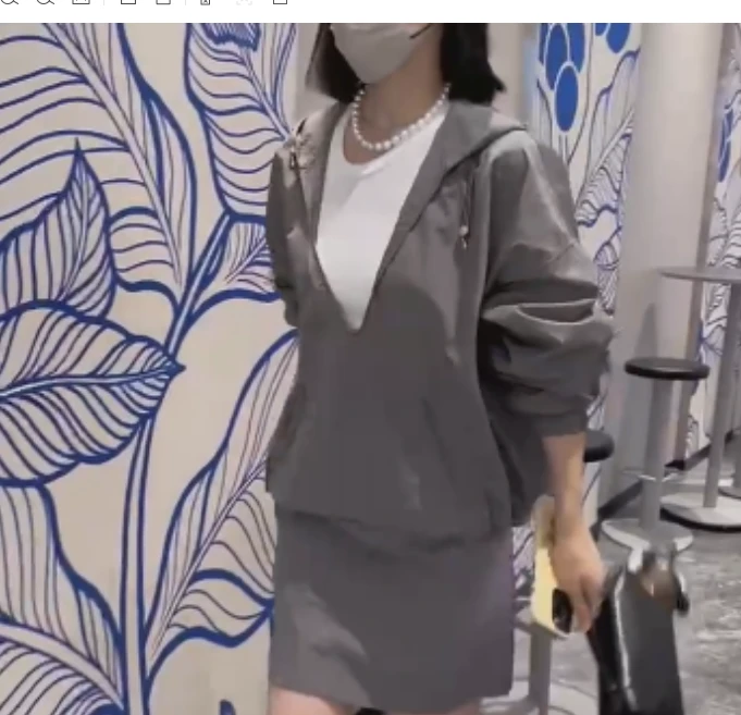 2025夏季新款网红同款洋气减龄韩版爆款上衣裙子两件套yuexo