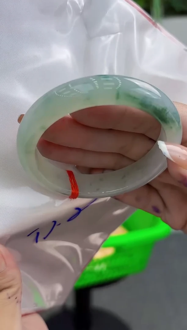 【闪购商品】翡翠手镯未镶嵌翡翠手镯