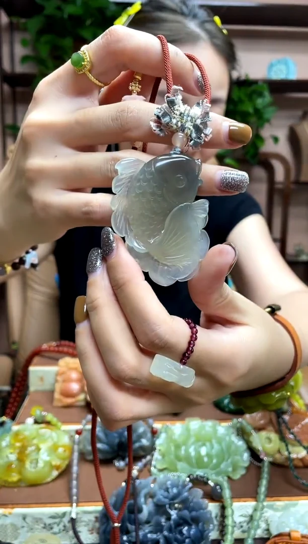 未镶嵌岫玉吊坠@****术·