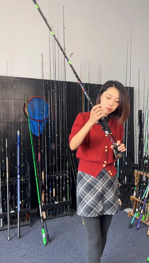 1.8m碳素2号到手两根1枪1直（瑕疵尾货竿，没有售后，介意勿拍）