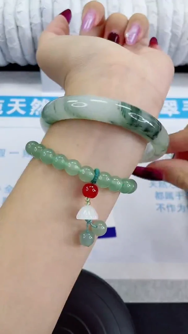 未镶嵌手镯石英质玉35-61/62