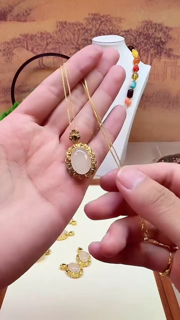 吊坠(赠链)14K金镶嵌和田玉DDDD