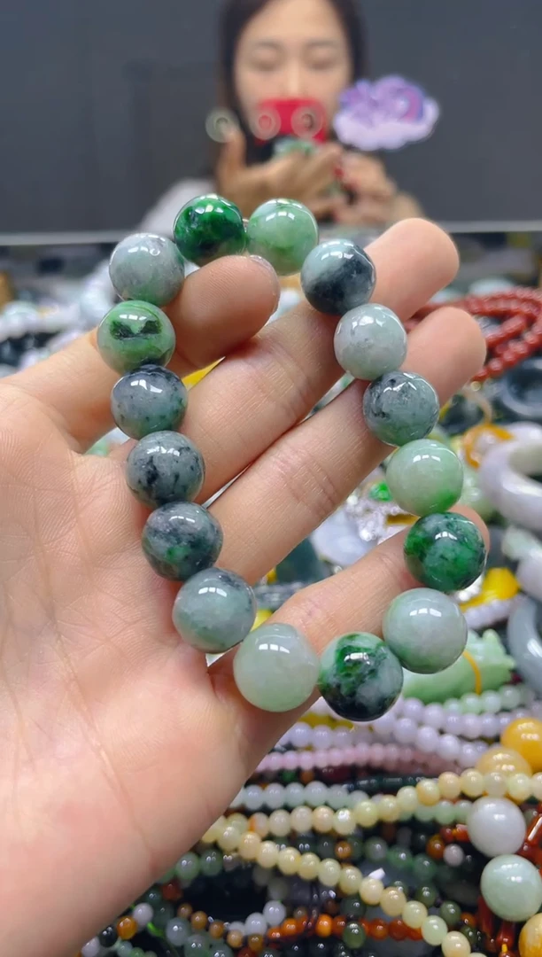 颈饰未镶嵌翡翠12MM/L/翡翠A货，一件也是批发价
