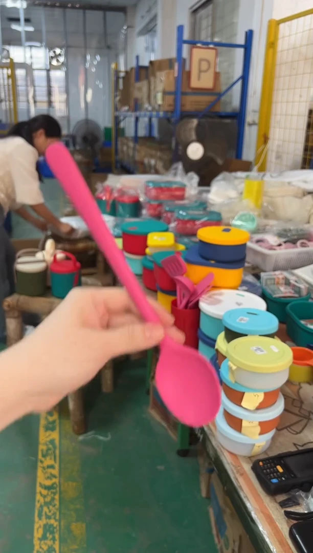 硅胶玫粉色-吃饭勺子