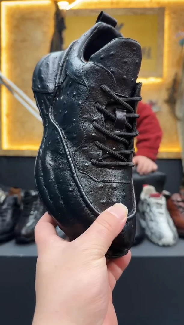 磨砂皮（牛皮）41码黑色5208