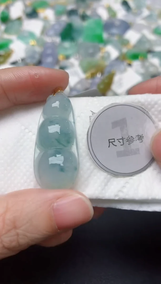 颈饰18K金镶嵌翡翠天然缅甸A货翡翠