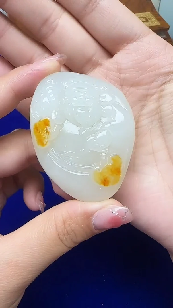 和田玉未镶嵌颈饰1