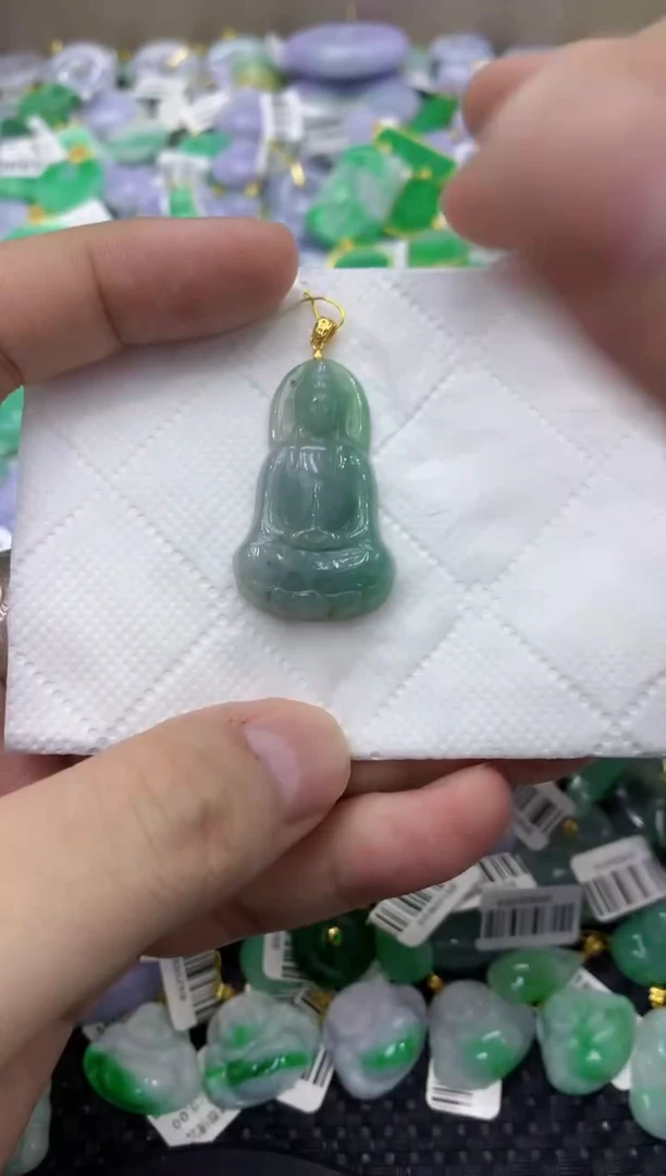 颈饰未镶嵌翡翠天然缅甸翡翠A货