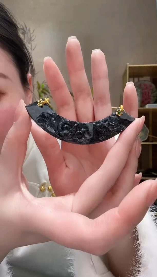 【闪购商品】翡翠颈饰未镶嵌吊坠