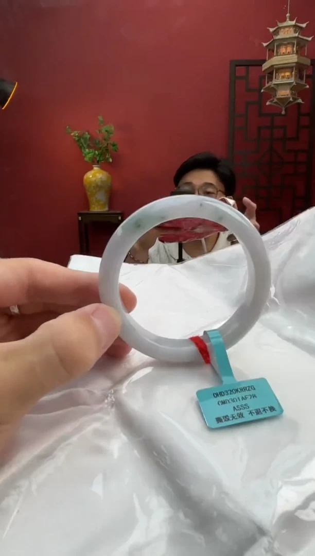 未镶嵌手镯翡翠翡翠手镯4