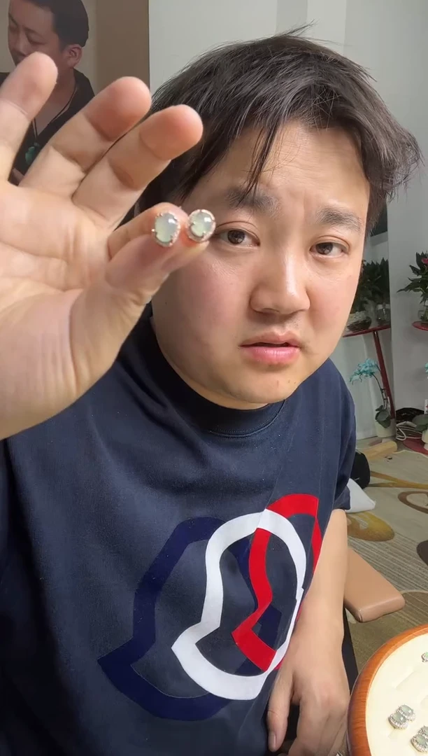 【闪购商品】翡翠耳饰银S925镶嵌耳环