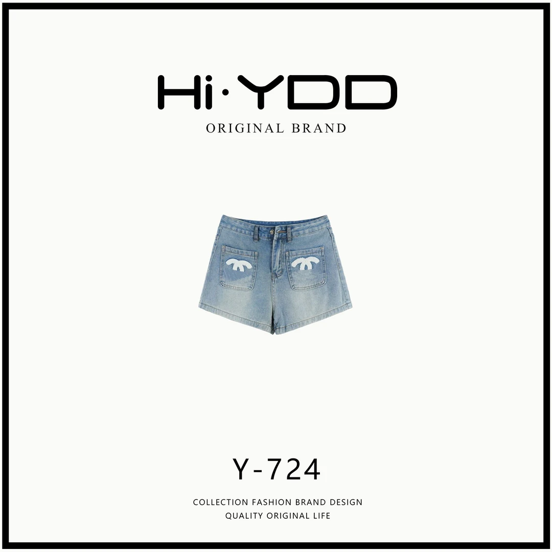 YDD•「Y-724」经典浅蓝水洗贴布绣显瘦百搭牛仔短裤XM-89925