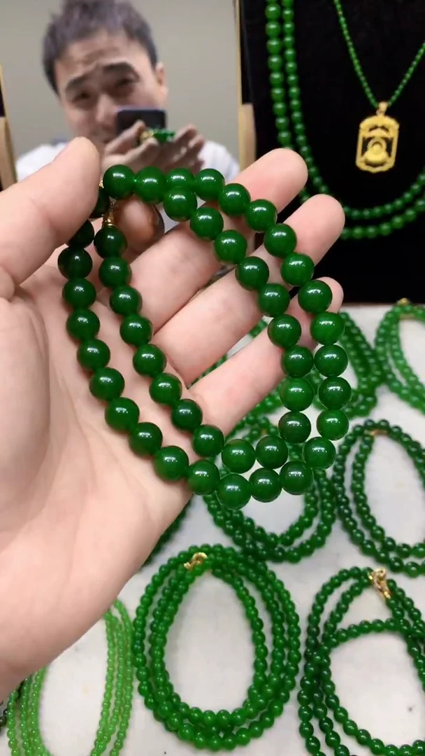 项链未镶嵌和田玉卡10菠菜绿