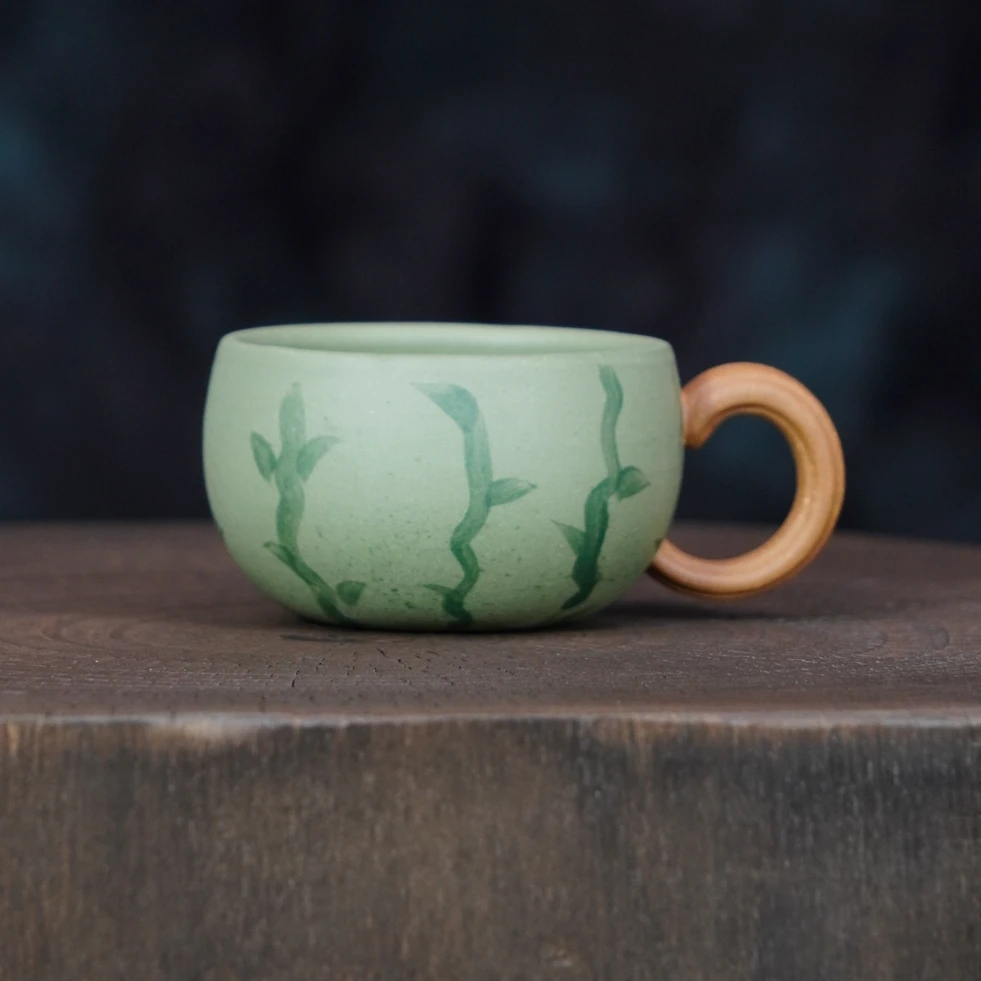 宜兴原矿茶具豆青砂泥料手工创意网红茶器带把西瓜杯紫砂主人杯