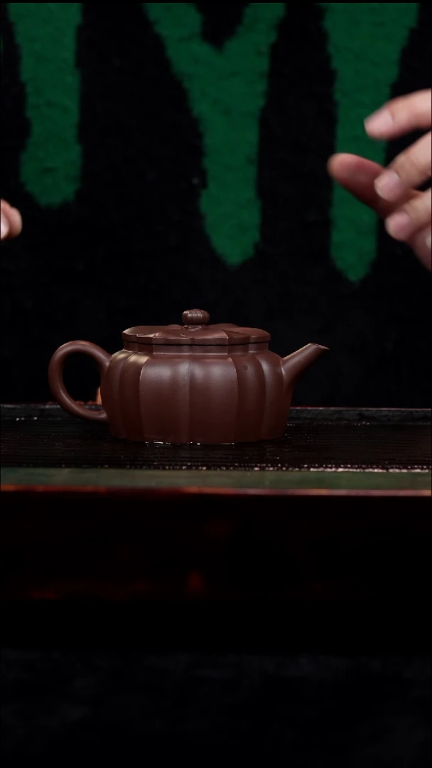 茶壶紫砂鸣远菱花 老紫泥 择意