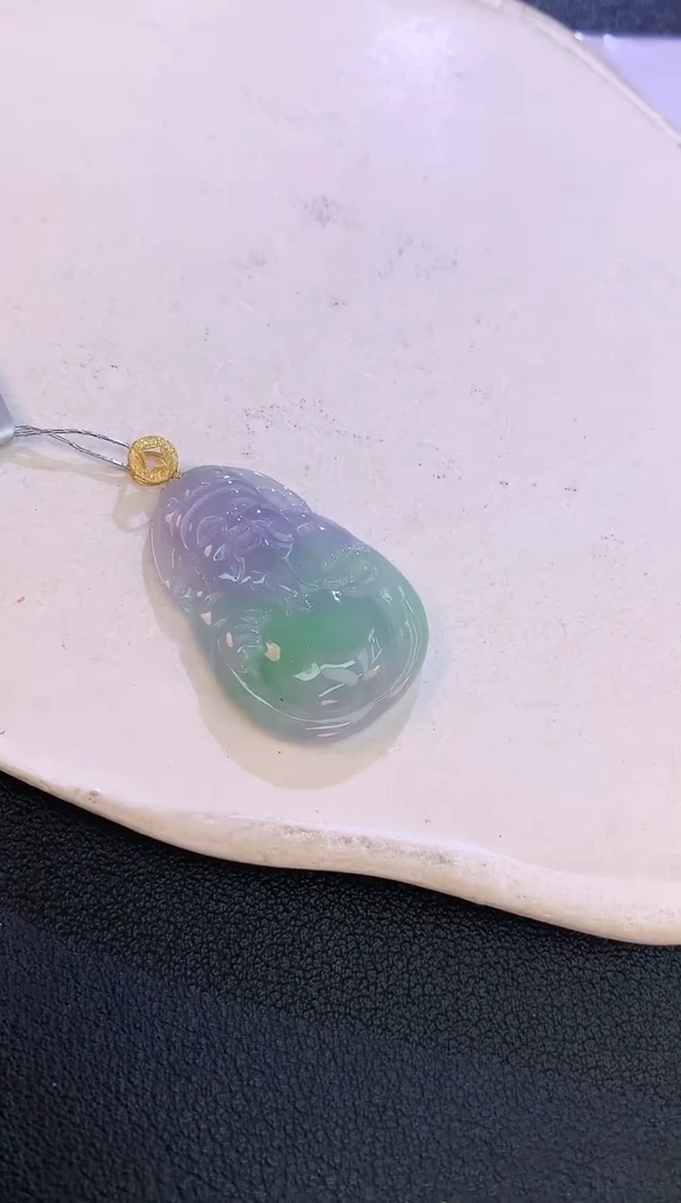 翡翠18K金镶嵌颈饰赠礼盒证书 麦麦